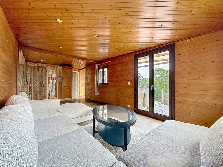 BEAUTIFUL 2-BEDROOM CHALET – NEAR THE LAKES OF EAU D'HEURE