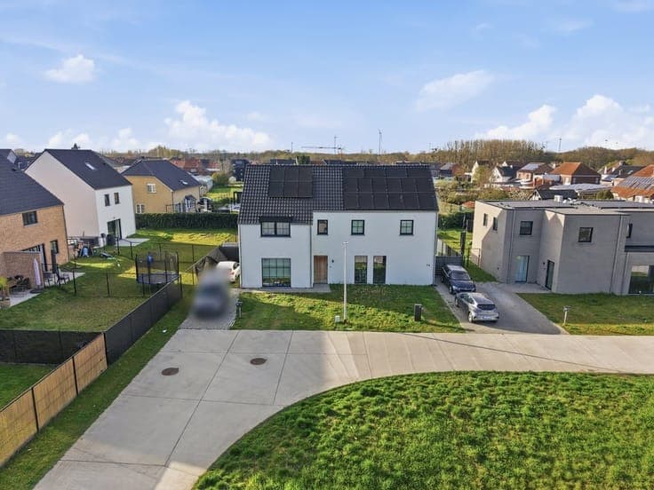 MODERNE GEZINSWONING MET 3 SLAAPKAMERS IN BILZEN