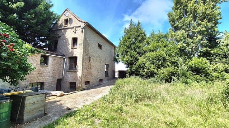 Prachtig gelegen alleenstaande woning op een groot percee...