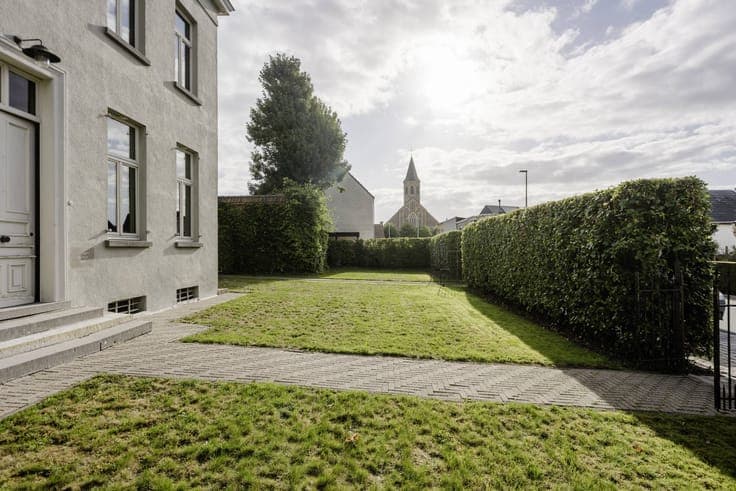 Saint Laurentius Parish Rectory in Deinze