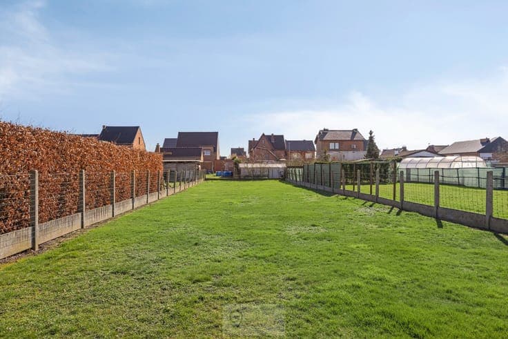 Charmante gezinswoning met 3 slaapkamers en ruime tuin