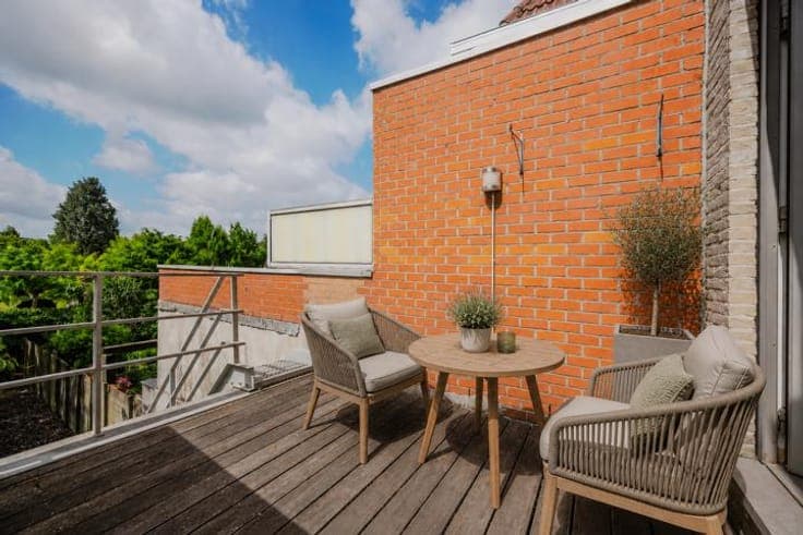 Energy-efficient home with a garden near UZ Gent & De Sterre