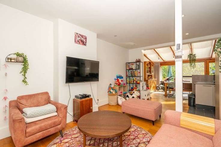 Charming home for sale in Ostend