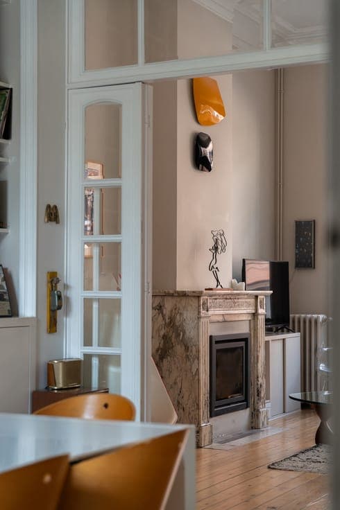 Magnificent 5/6-Bedroom Townhouse with Garden & Garage!