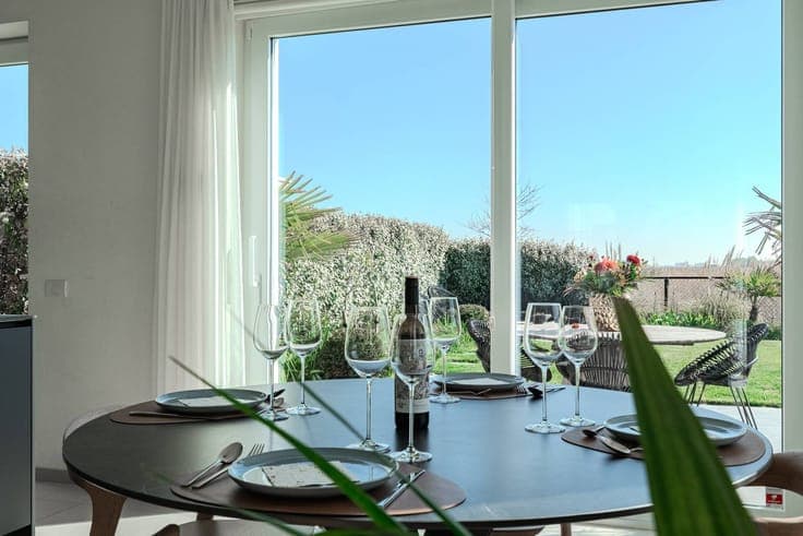 Beautiful 3 bedroom home with unique open views!