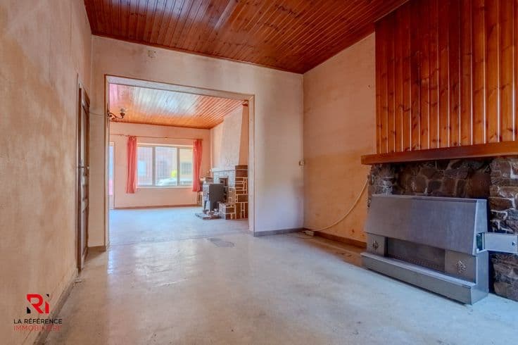 🏡 FOR SALE – 2-Bedroom House with Garden