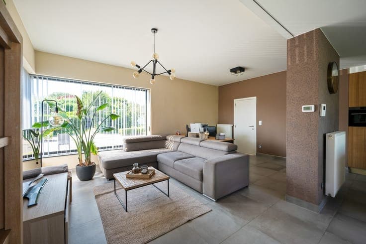 Instapklare, gerenoveerde woning met garage op toplocatie...