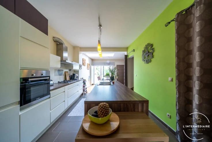 Sale - House Carnières - 179,000 €