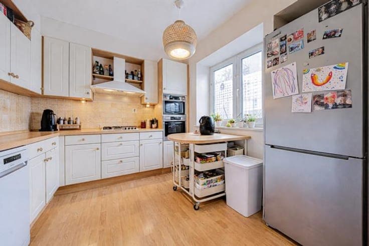 3-Bedroom Single-Family House with Garage