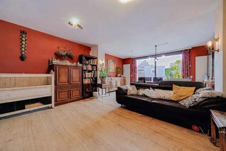 3-Bedroom Single-Family House with Garage