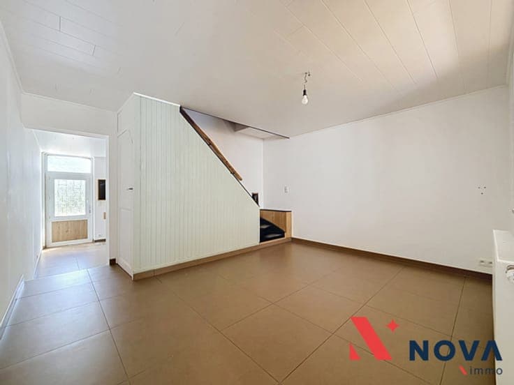 Beautiful renovated 3-bedroom house