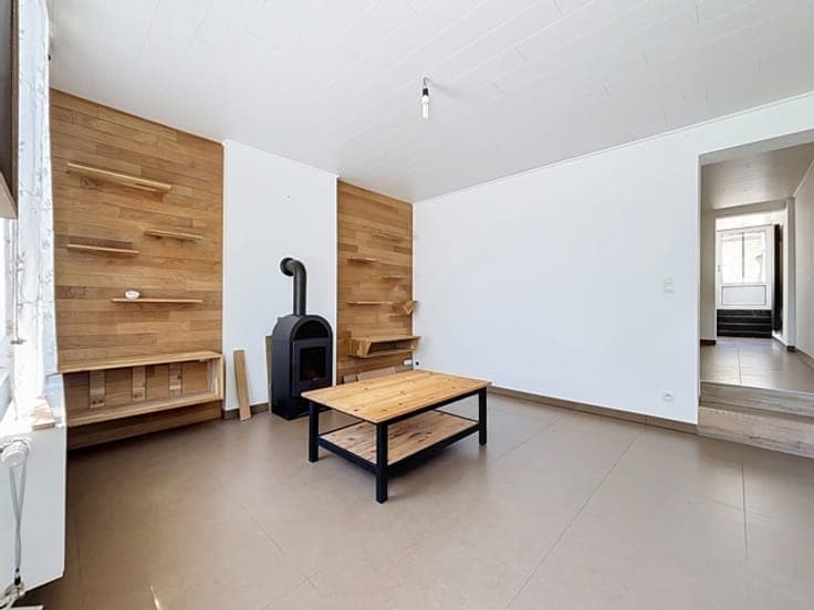 Beautiful renovated 3-bedroom house