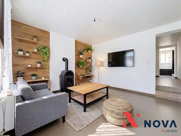 Beautiful renovated 3-bedroom house