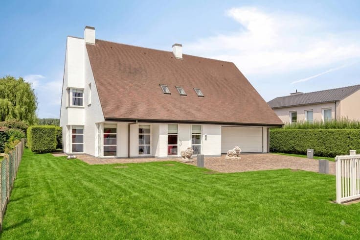 Spacious, beautiful home for sale in Geraardsbergen (Moerbek