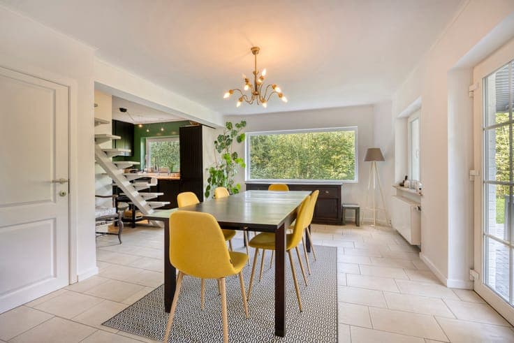 Villa in unique and calm situation, on a plot of 26a35ca