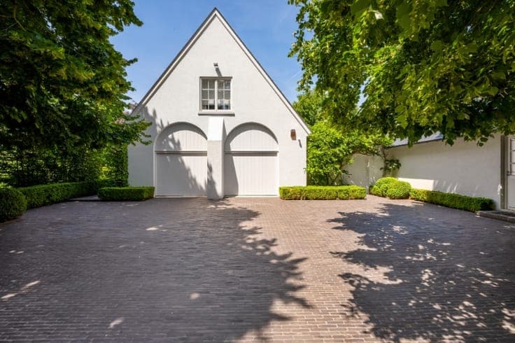 Exclusieve villa in het Leiepark met zicht op de Leie en ...