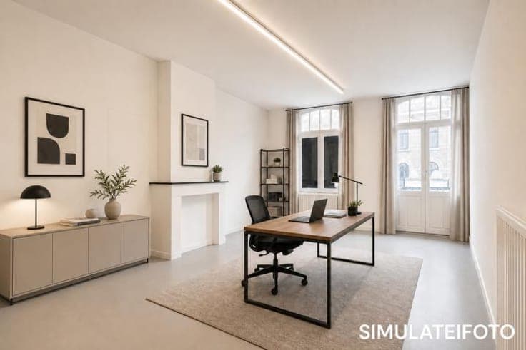 Property with commercial ground floor in prime location