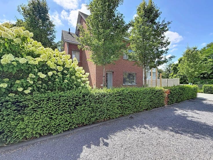 Sale - House Mol - 475,000 €