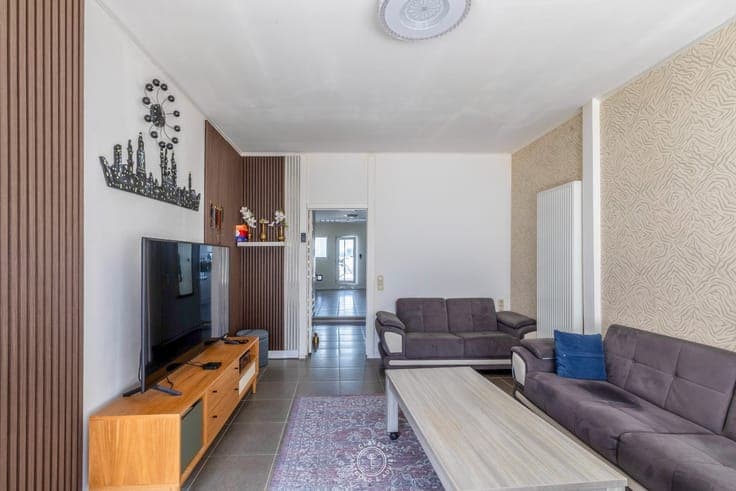 Instapklare woning met 3 slaapkamers op centrale ligging ...