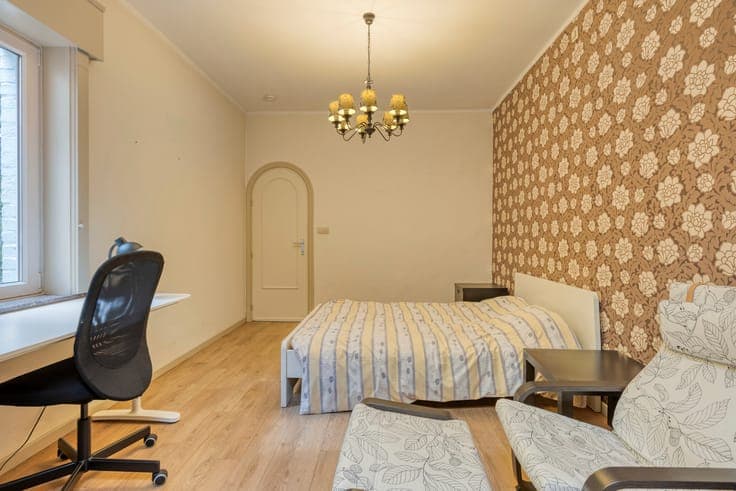 Charming townhouse with garage and city garden in Kortrijk