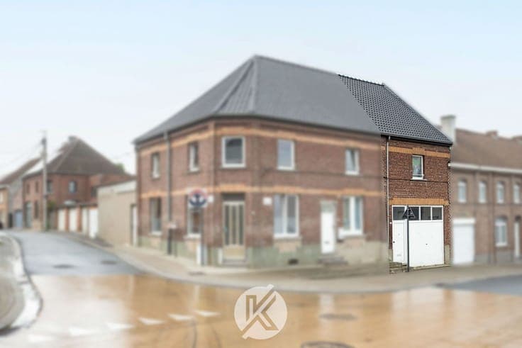Robuuste woning met renovatiepotentieel