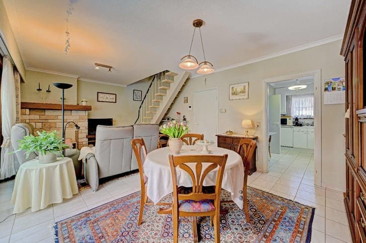 Semi-detached home in quiet Pellenberg street