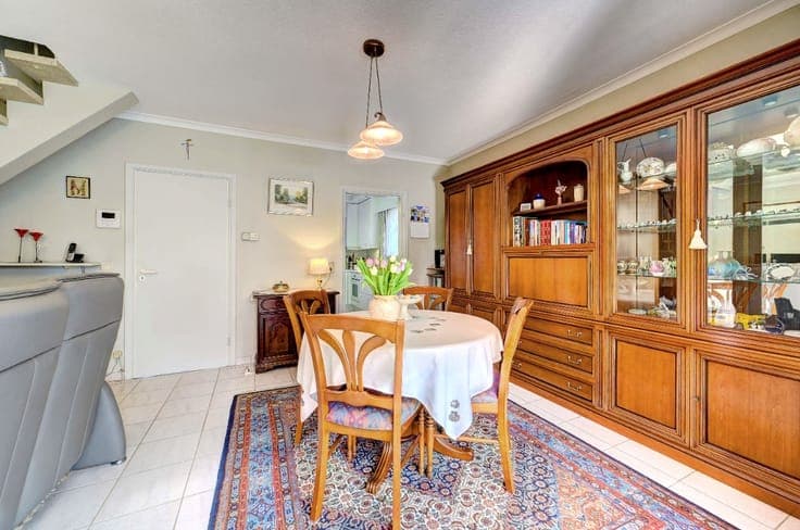 Semi-detached home in quiet Pellenberg street