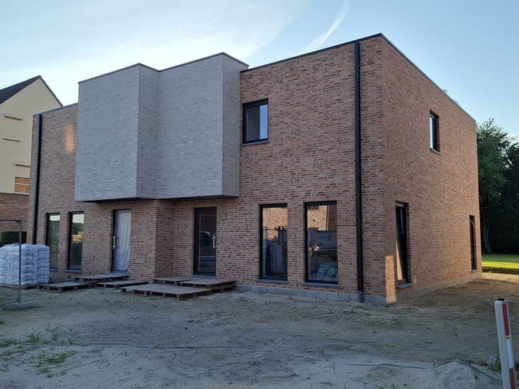 House in Pelt