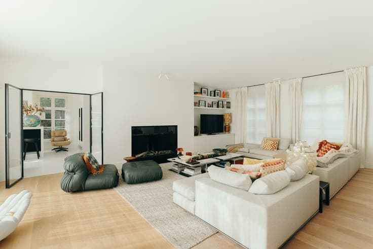 Exceptional luxury on an AAA location