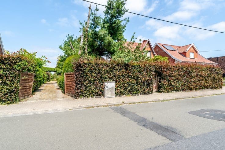 Alleenstaande woning te Ruiselede/Wingene.
