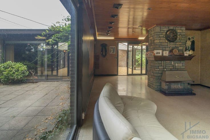 Bungalow te koop in Rekkem met 2 slaapkamers, garage en e...