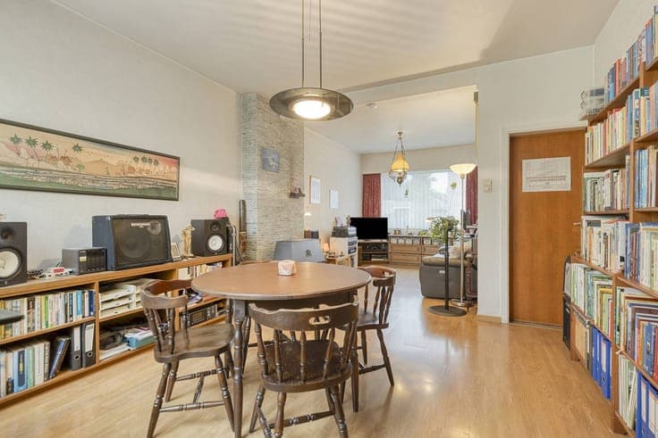 House with lots of potential for sale near Borsbeek!