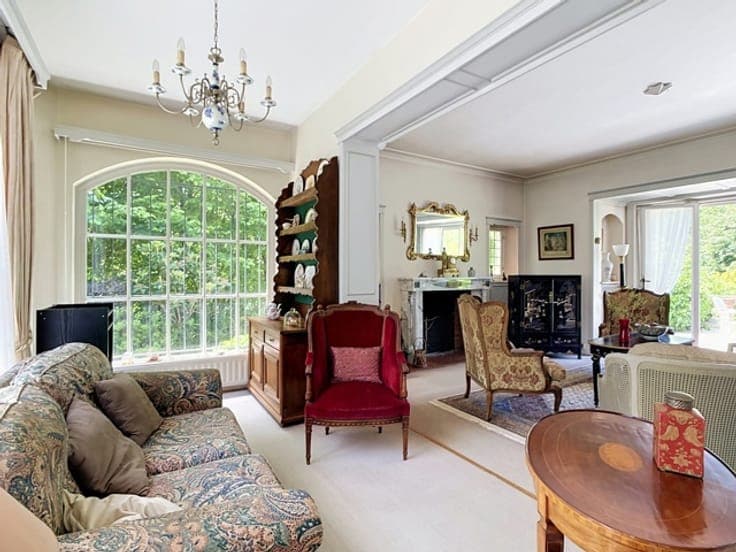 Charming VILLA with beautiful garden close to La Hulpe