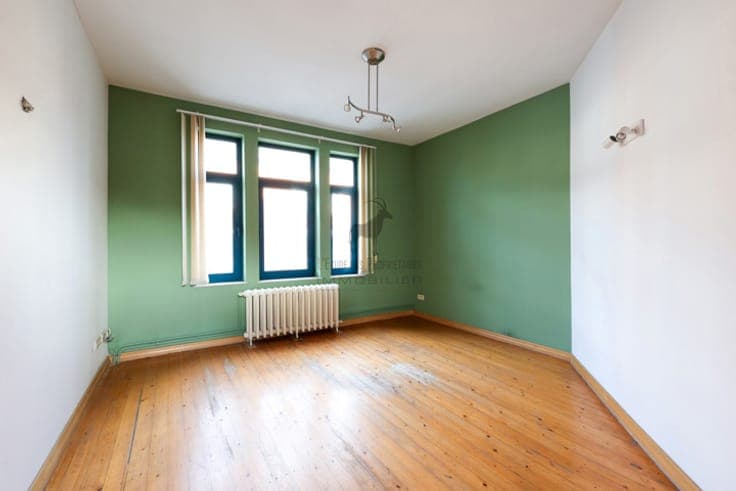 Large 5-bedroom house for sale in JUMET
