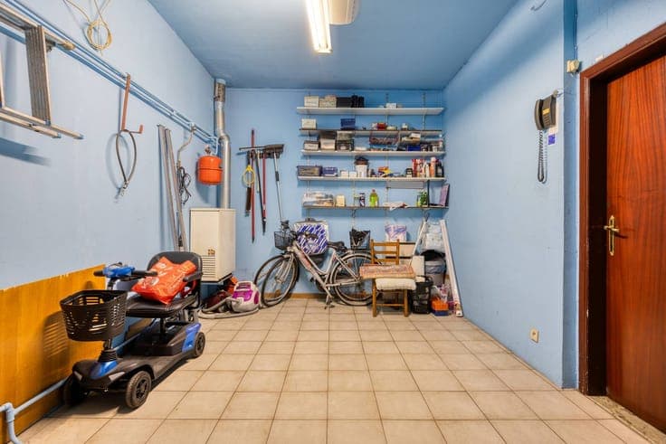 House with garage and two bedrooms for sale in Deurne