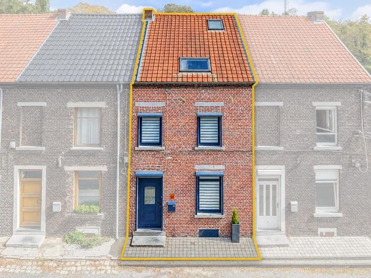 House in Fontaine-l'Évêque