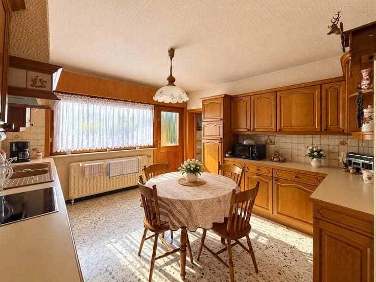Sale - Villa Mons - 280,000 €
