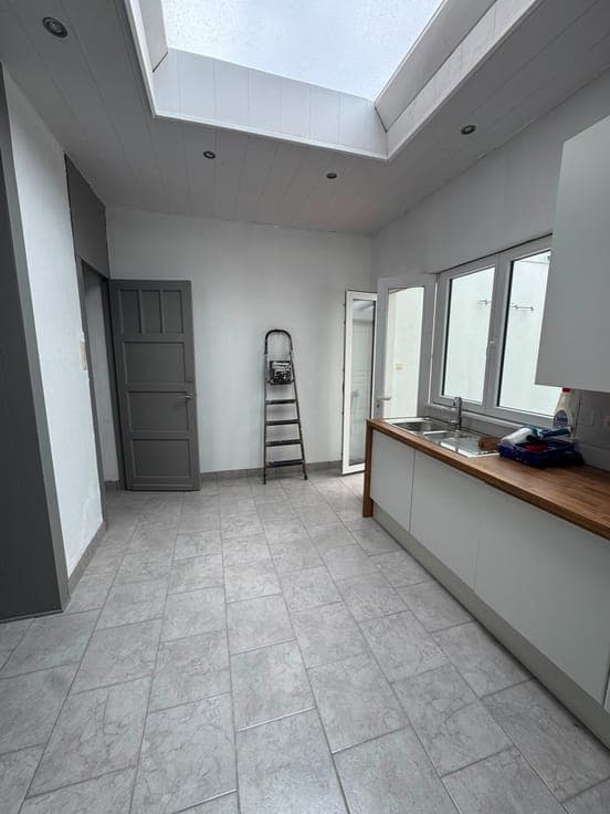 OPEN HUIS MAANDAG 27/07 van 18u tot 19u. Zeer centraal, m...