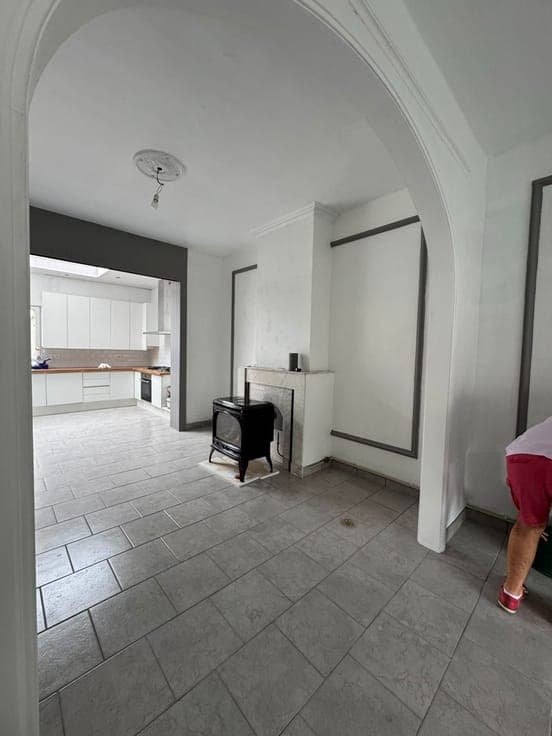 OPEN HUIS MAANDAG 27/07 van 18u tot 19u. Zeer centraal, m...