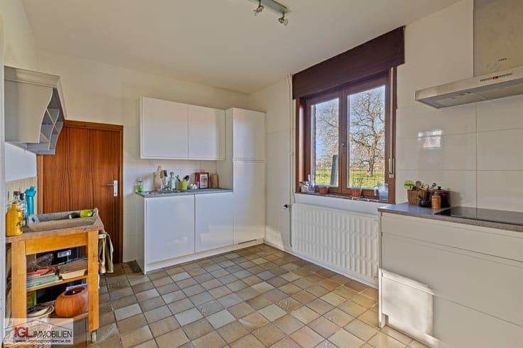 Alleenstaande woning met atelier en zuidgerichte tuin in ...