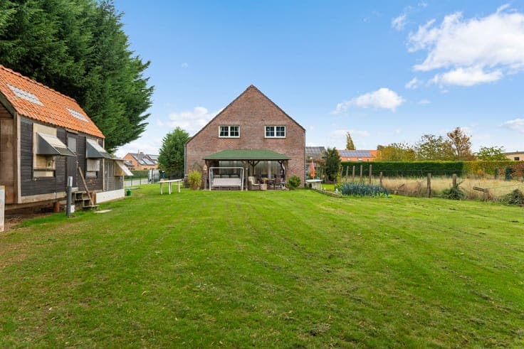 Quietly located home on a spacious lot