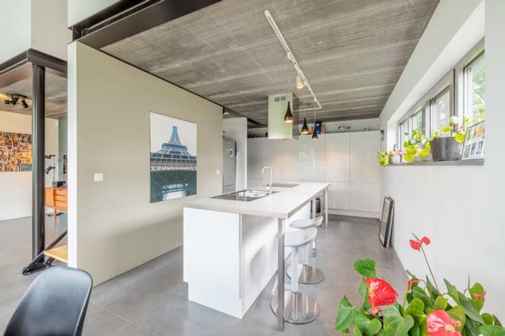 Beautiful 3-bedroom villa with swimming pool