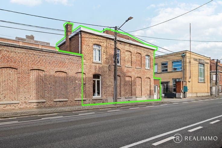 Authentiek gerenoveerde woning met ruim terras in hartje ...