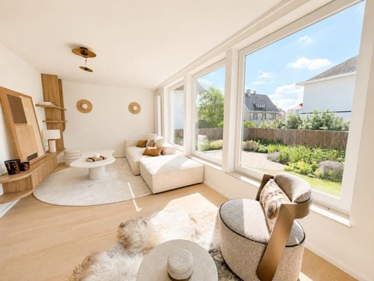 Move-in ready villa for sale near the beach Knokke-Duinberge