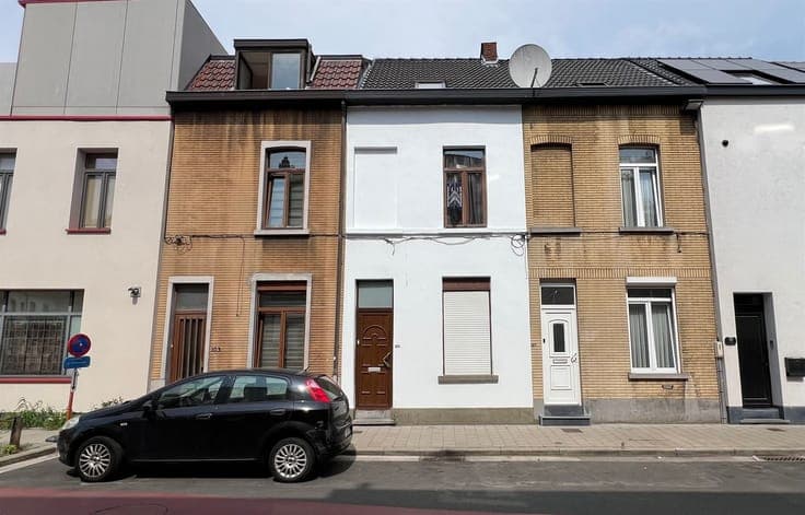 Terraced House