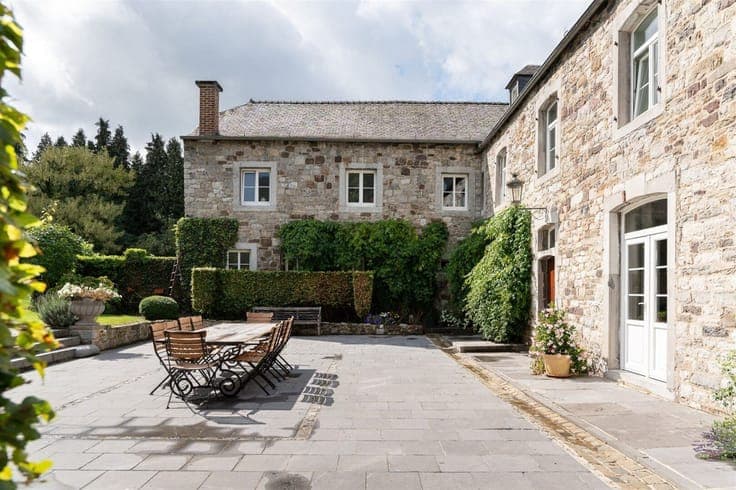 Maison de Rapport