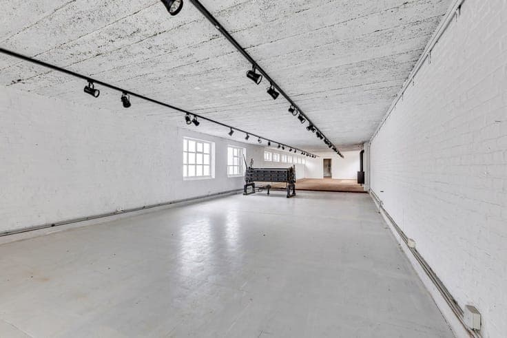 Unique 750m² loft building in Aalst