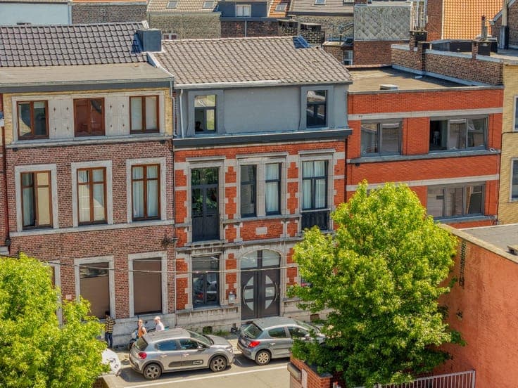 FOR SALE: CO-LIVING HOUSE WITH STRONG RENTAL RETURNS