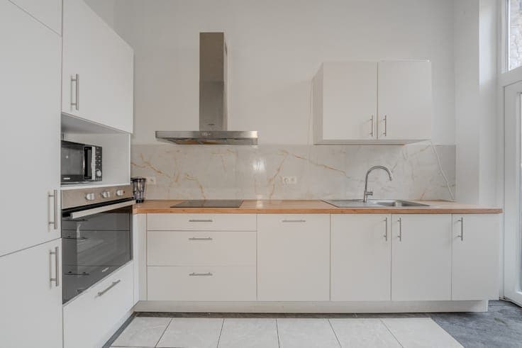 FOR SALE: CO-LIVING HOUSE WITH STRONG RENTAL RETURNS