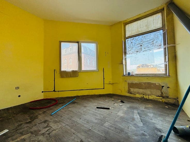 MAISON UNIFAMILIALE - 11CH - INVESTISSEMENT